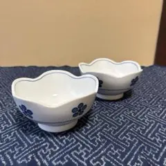 白山陶器 梅紋 花柄 小鉢 2個セットのサムネイル