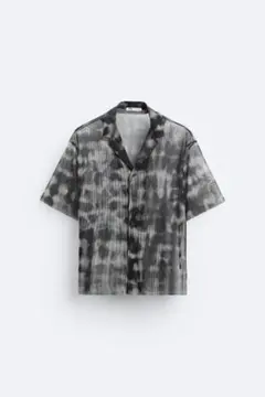 ZARA MAN セミシアーアブストラクトプリント ショートスリーブシャツ 新品のサムネイル