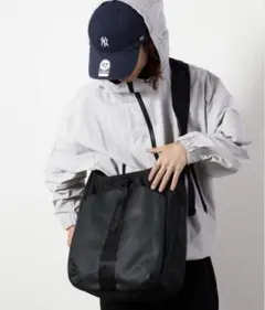 WhiteMountaineering×BRIEFING ショルダーバッグのサムネイル