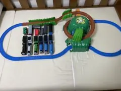 トーマス　プラレール　どきどきマウンテンのセットです☆