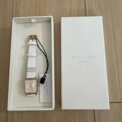ROSEFIELD ホワイト腕時計 スクエアフェイスのサムネイル