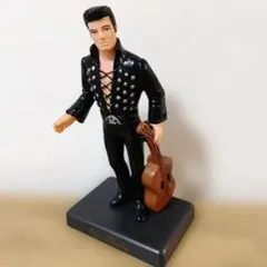 新品QPフィギュアエルビスプレスリー3体セット - メルカリ