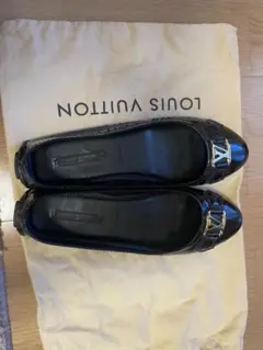 Louis Vuitton エナメルブラック フラットシューズのサムネイル