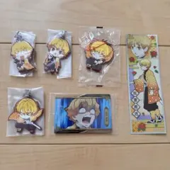 鬼滅の刃　我妻善逸　ストラップ　シール　カード　まとめ売り