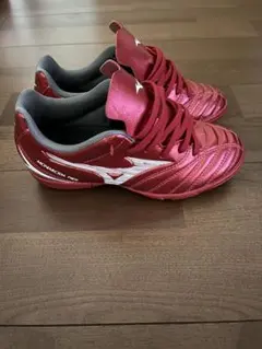 ミズノモナルシーダネオ3 セレクトジュニアトレシュー　ルビーレッド20.5cm