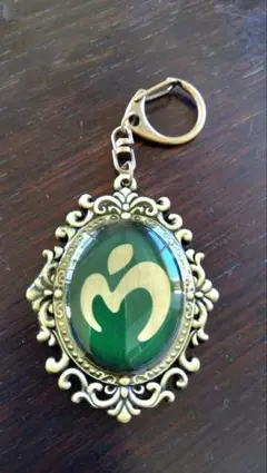 BABEL no TOH” エンブレムキーホルダー