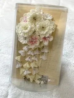 つまみ細工　かんざし　簪　成人式　卒業式　七五三　白（ホワイト）