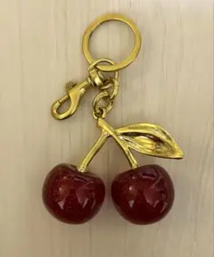 さくらんぼ チャーム キーホルダー ゴールド 未使用品