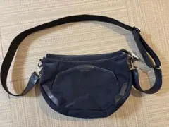 ペッレモルビダ　ショルダーバッグ　ネイビーのサムネイル