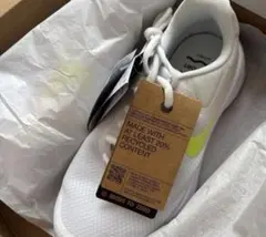 新品Nike Revolution 7スニーカー25センチ