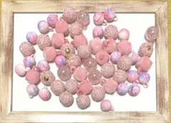 カン付きビーズ　ピンク系