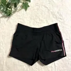 ディアドラ DIADORA テニスウェア ショートパンツ ブラック ピンク 難有のサムネイル