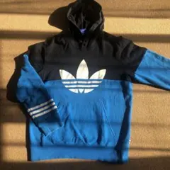 adidas☆パーカー