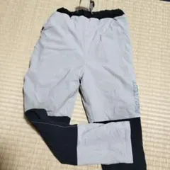 130センチ　ロングパンツ グレーと黒