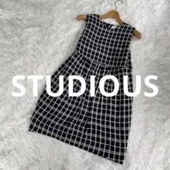 新品未使用　STUDIOUS ステュディオス　ノースリーブ　ワンピースのサムネイル