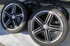 Audi 純正 19インチ ヨコハマタイヤ・ホイールセットのサムネイル