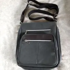 本皮ショルダーバッグ