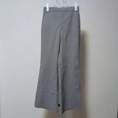 ジーユー　チェックフレアパンツ　レディース　グレー　Mサイズのサムネイル