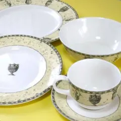 ロイヤルドルトン 5ピースセット　食器セット　カップ　お皿　ボウル他