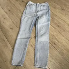 H&M size34 ストレートデニム ライドブルーのサムネイル