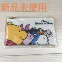 ディズニーストア　シークレットポーチ　プーさん