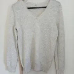 無印良品　アイボリー　カシミヤ100% Vネック 長袖セーター S