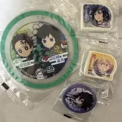 鬼滅の刃　炭治郎・義勇・善逸　ラバーコースター、消しゴム、缶バッジセット