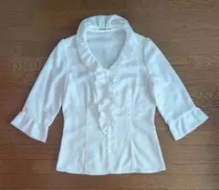 STRAWBERRY-FIELDS ホワイトフリルシャツ 五分袖