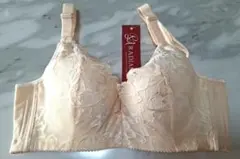 ラディアンヌ ブラ 38