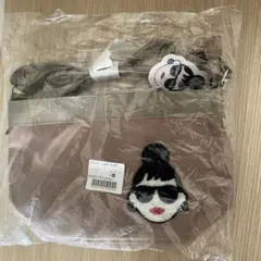 レディエマ　ショルダーバック