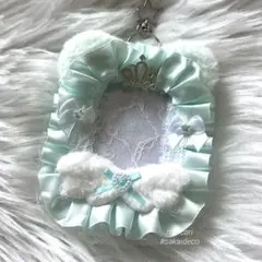 B8 硬質ケース レースデコ トレカケース リボン キーホルダー 黄緑 猫耳 羽