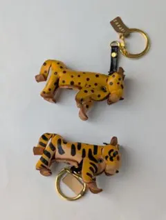 革小物 トラ ヒョウ キーホルダー 2個セット