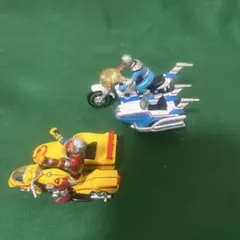 東映特撮ヒーロー アクションフィギュア＆バイク 3体セット 