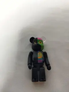 中古品 KAWS 100% BLACK BE@RBRICK - メルカリ