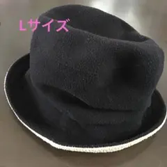 リバーシブル帽子　黒＆ベージュ帽子　フリース帽子