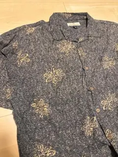 Tommy Bahama シルク製 柄シャツ 総柄 半袖シャツのサムネイル