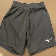 Mizuno 黒ショートパンツ　ジュニア