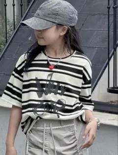 ボーダー柄 ロゴプリント 半袖Tシャツ