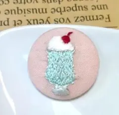 Item thumbnail for item 662970eb-83bf-4ddf-9e03-5f5b0295f318