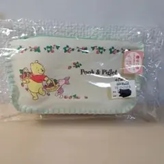 プーさんとピグレットのキャンバスポーチ