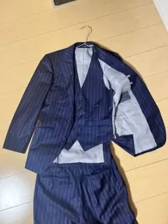 【DORMEUIL】（成人式）3ピーススーツ(値引きなし。早い者勝ち)