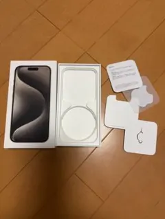 Apple iPhone 15 Pro の空箱