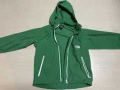 The North Face 緑色フード付きジャケット