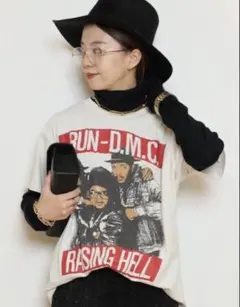 MADE WORN/メイドウォーン】 The Kiss S/S Tシャツ - メルカリ