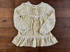 キッズ　女の子１３０　花柄長袖ブラウス イエロー　トップス　シャツ