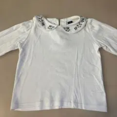 BeBe 刺繍付きホワイト長袖カットソー 110