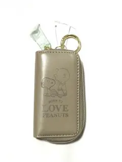 【新品・未使用】スヌーピー キーケース BORN TO LOVE