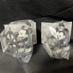 【2体セット】ディズニー　カラーコレクションチャーム　ウィリー