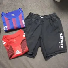 シャツ２枚　ショートパンツ１枚　セット売り