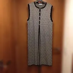 幾何学模様ノースリーブロングベスト